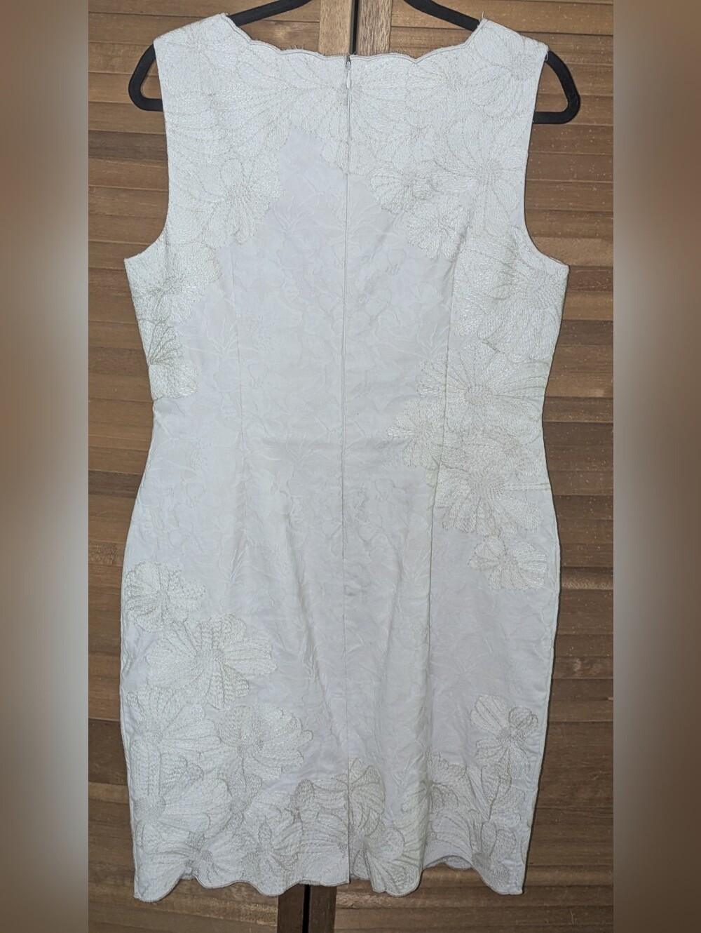 🔥SALE🔥Antonio Melani White Floral Lace Sheath Dress - Picture 9 of 13